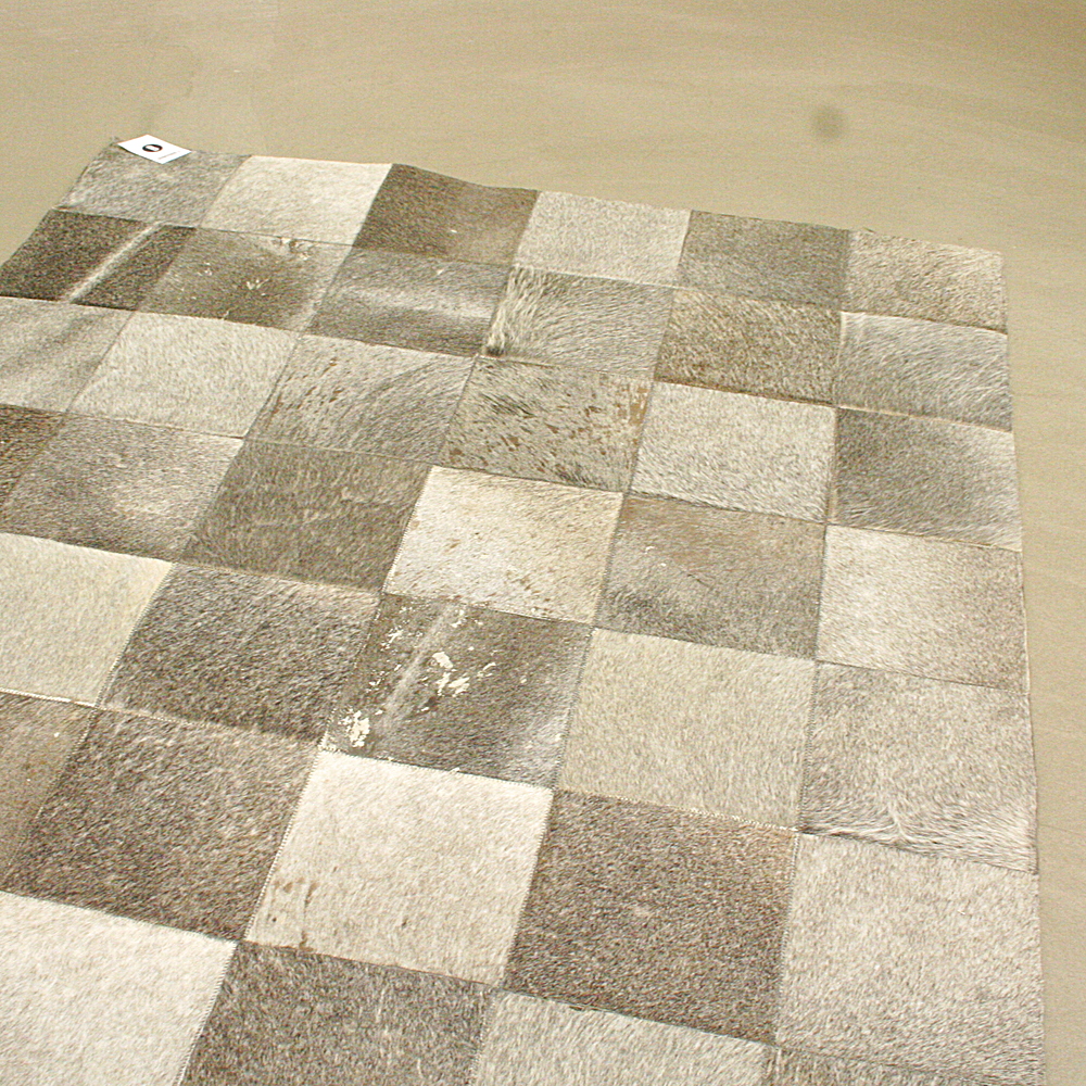 Kuhfell-Teppich Mary grau 120 x 180 cm