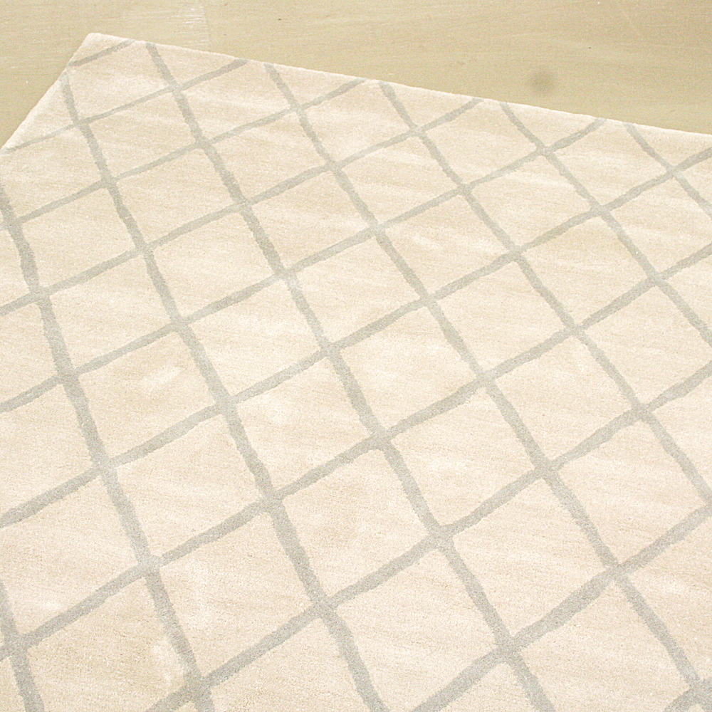 Handgetufteter Wollteppich Wild Cat 120 x 180cm Grautöne Rautenmuster