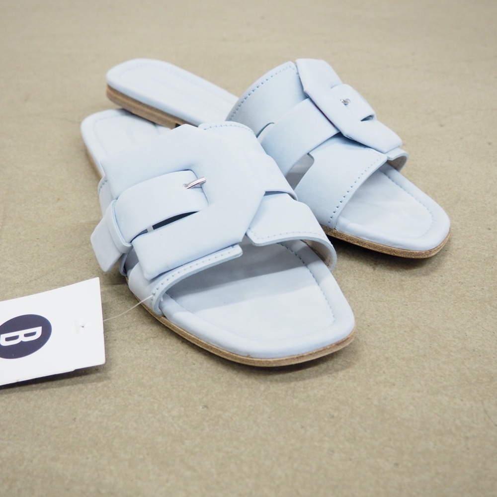 Pantolette hellblau Gr. 39 Große Schnalle