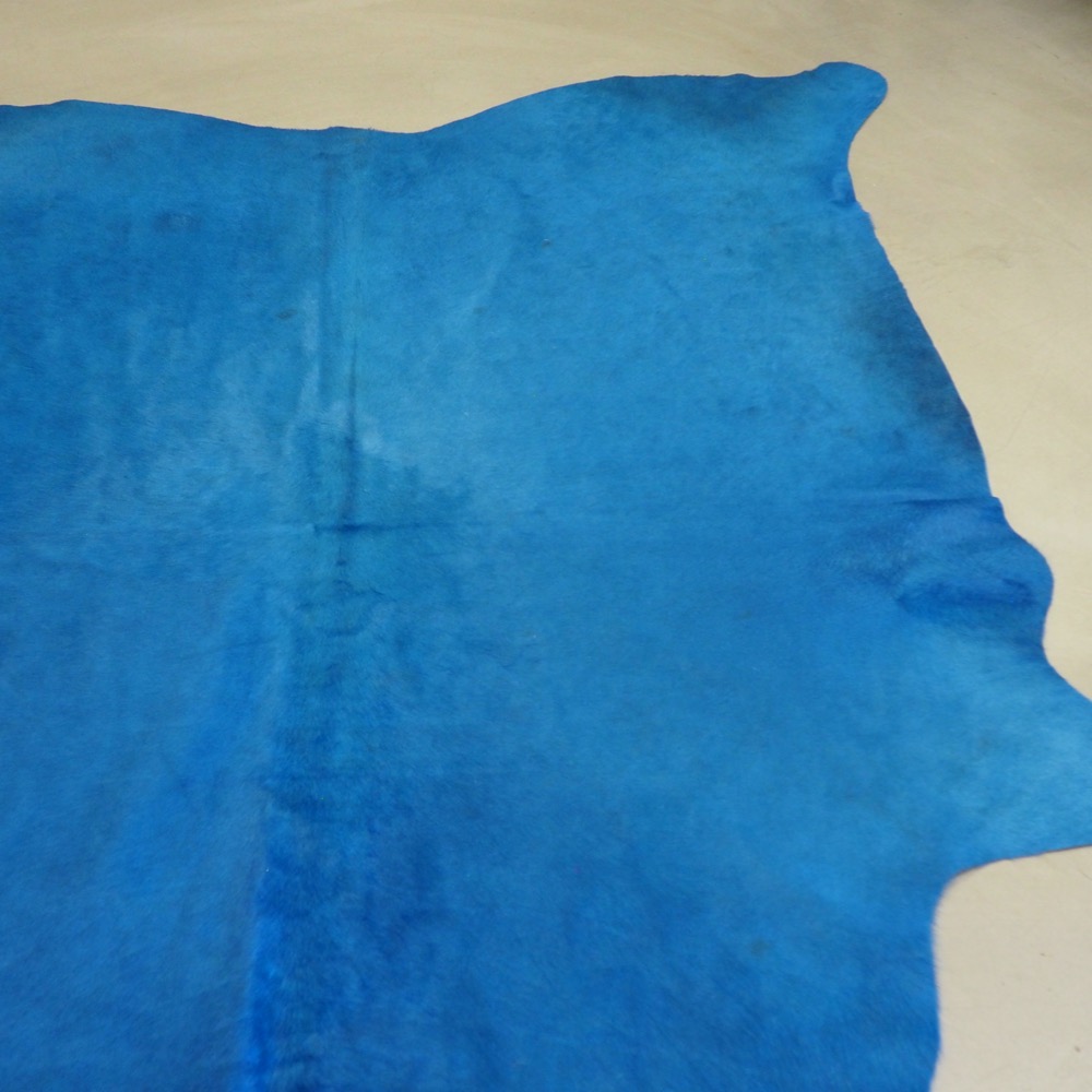 Kuhfell Blau 100% Kuhfell ca. 200x 180cm Unikat Einzelstück