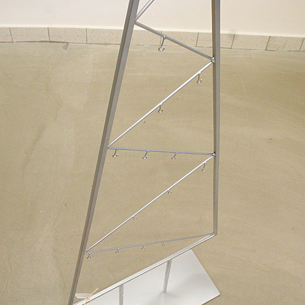 Weihnachtsbaum Zickzack ca. H150 cm Grau /silber