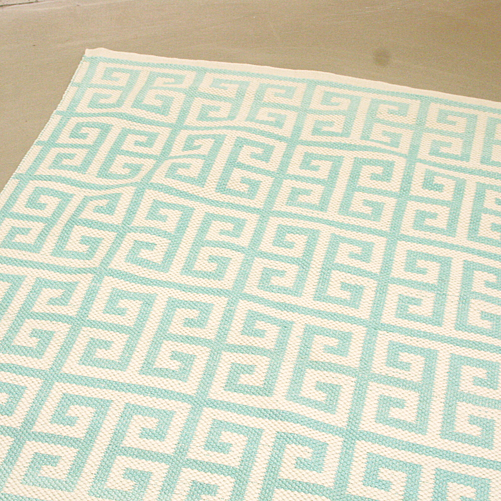 Handgewebter In- und Outdoor-Teppich Mykonos 120 x 180 cm türkis creme