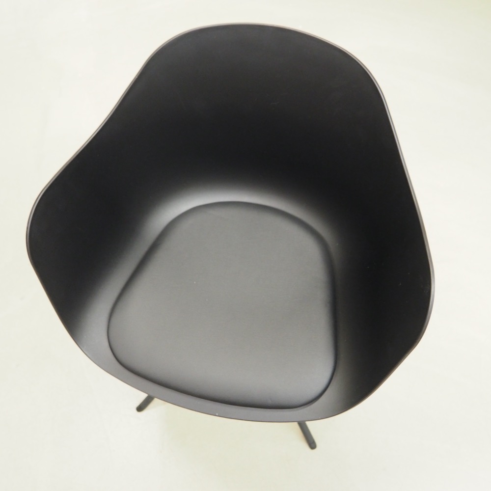 Armlehnstuhl Bel Air schwarz  B 58 cm H 78 cm T 52 cm Lederoptik