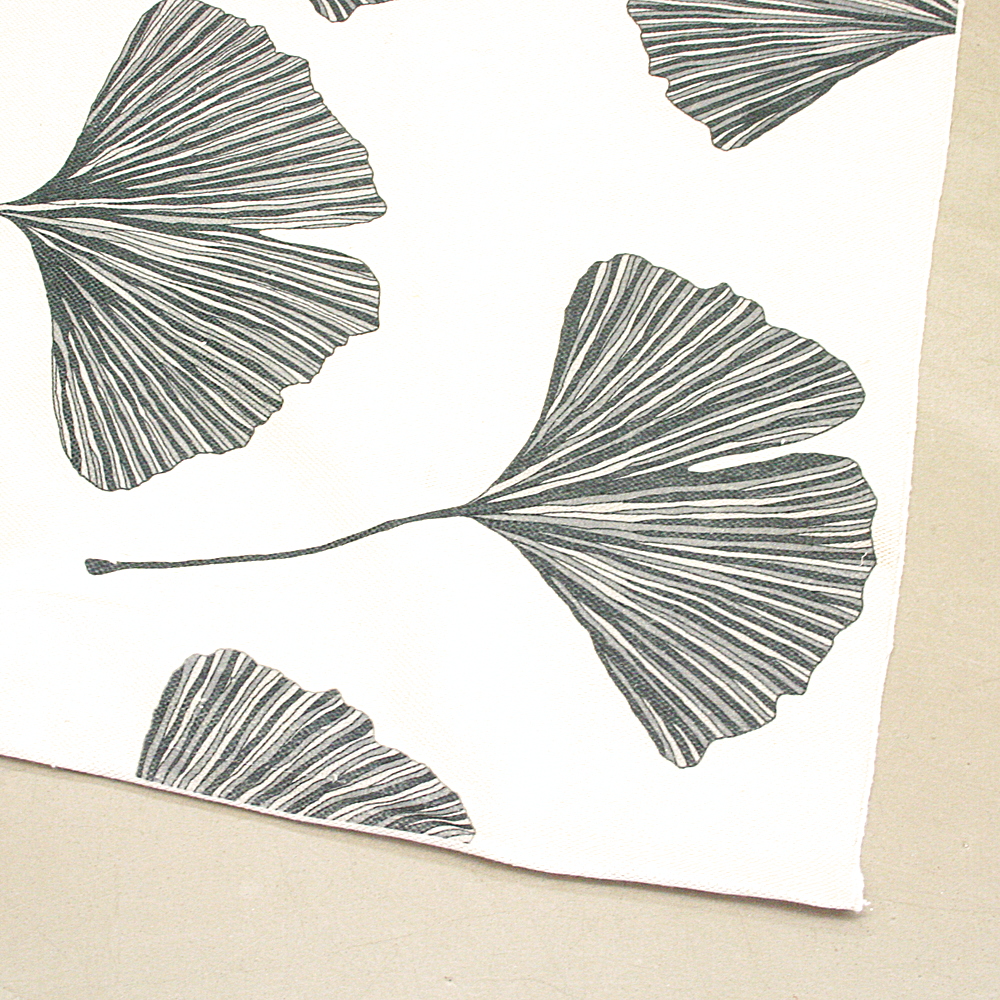 Handgewebter In- und Outdoor-Teppich Ginko 160 x 230 cm creme grau