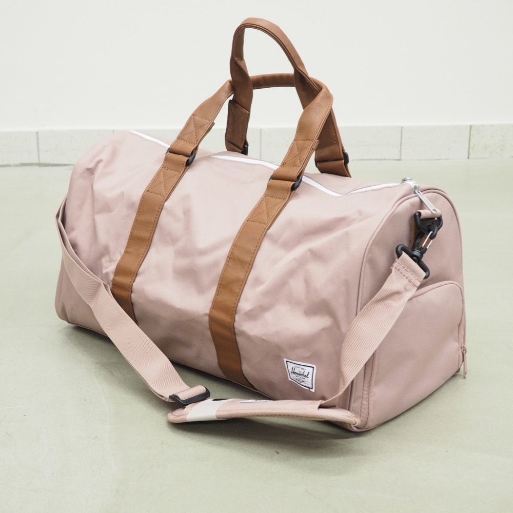 Weekender Novel Schuh-Fach